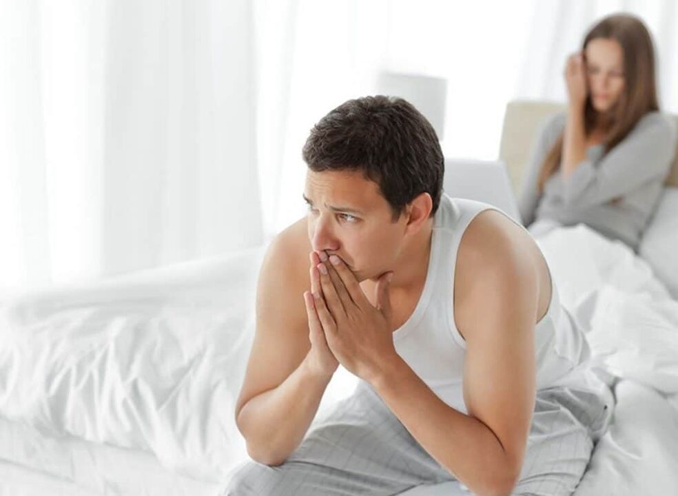 um homem com baixa potência devido a prostatite